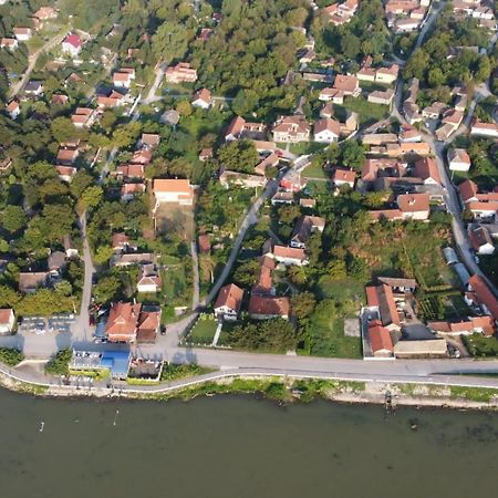 Family Apartman Ana - Star Golubăţ Exterior foto